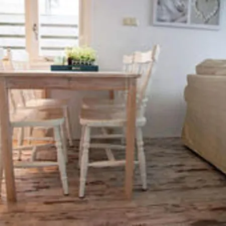 Welcoming * Egmond aan Zee